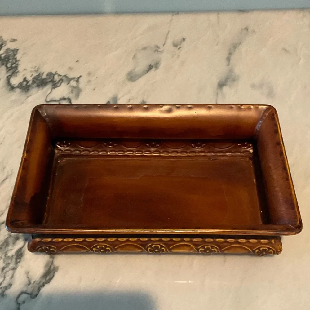 Tin Container Rust - Picture 2 of 5